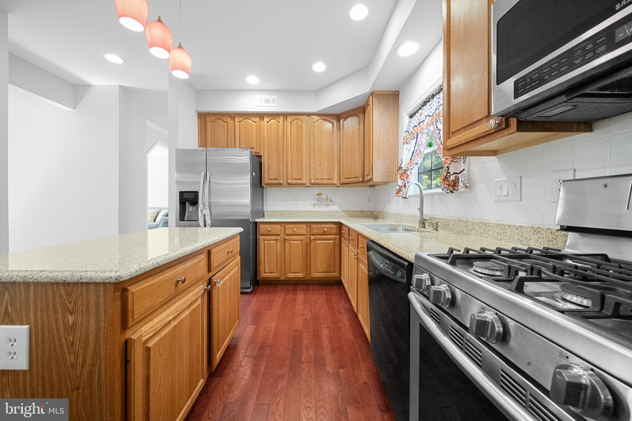 DALE CITY - Residential