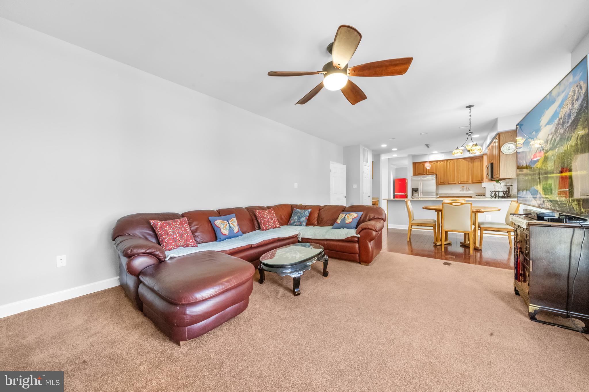 DALE CITY - Residential