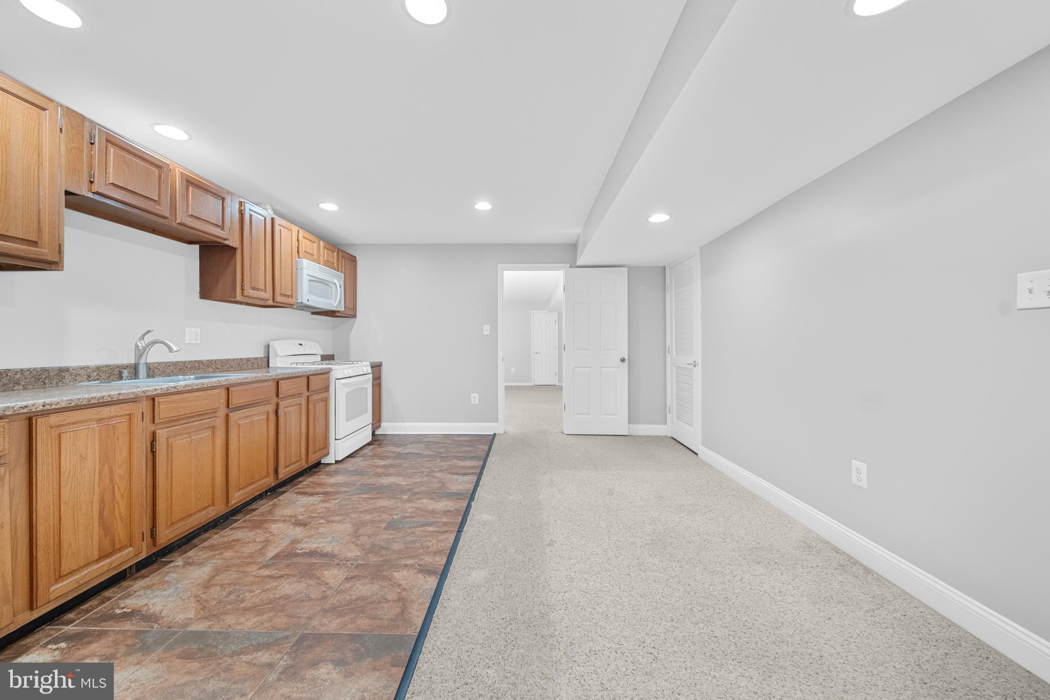 DALE CITY - Residential