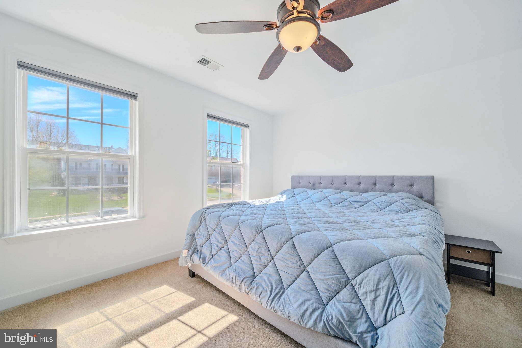 DALE CITY - Residential