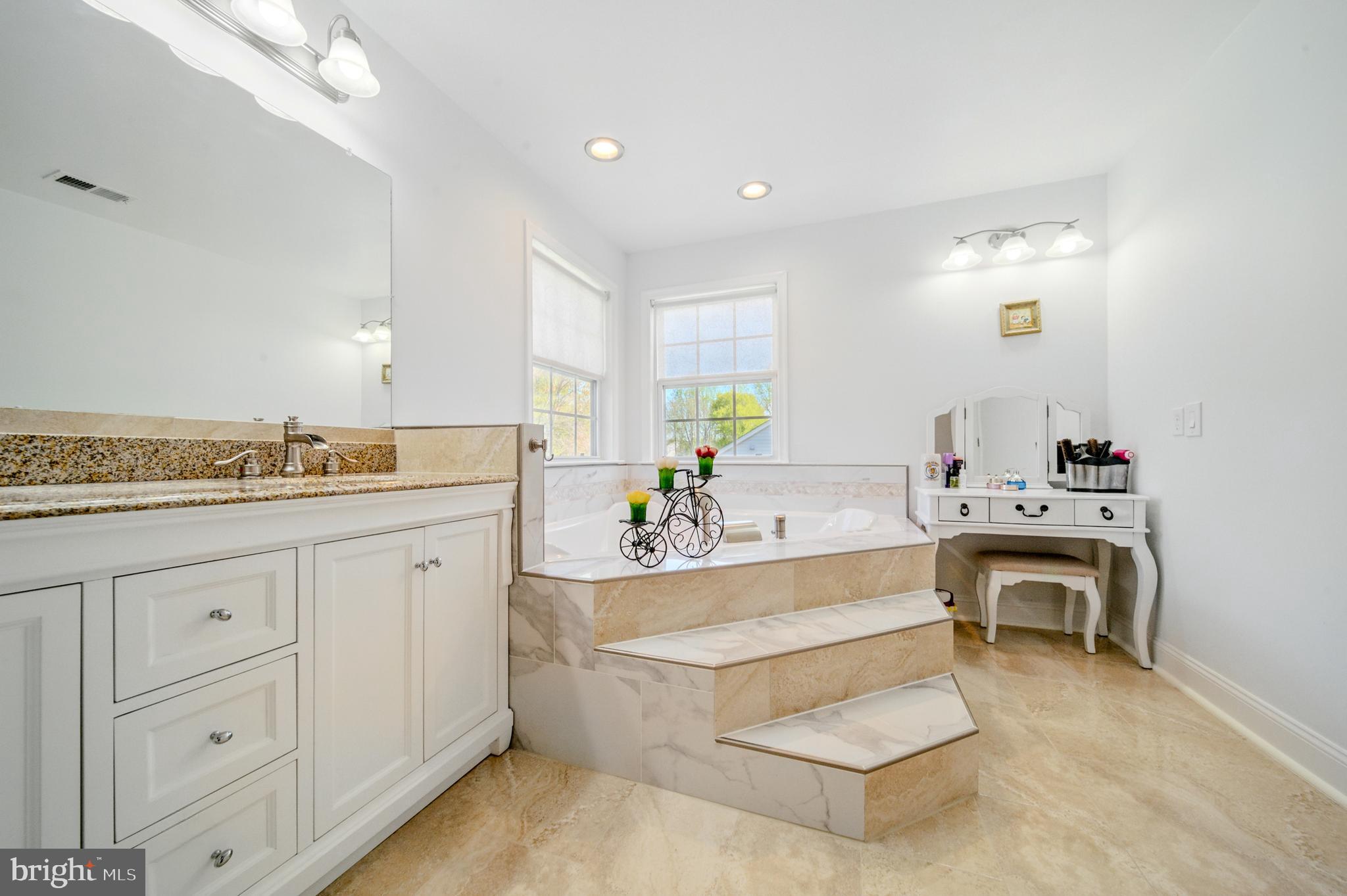 DALE CITY - Residential