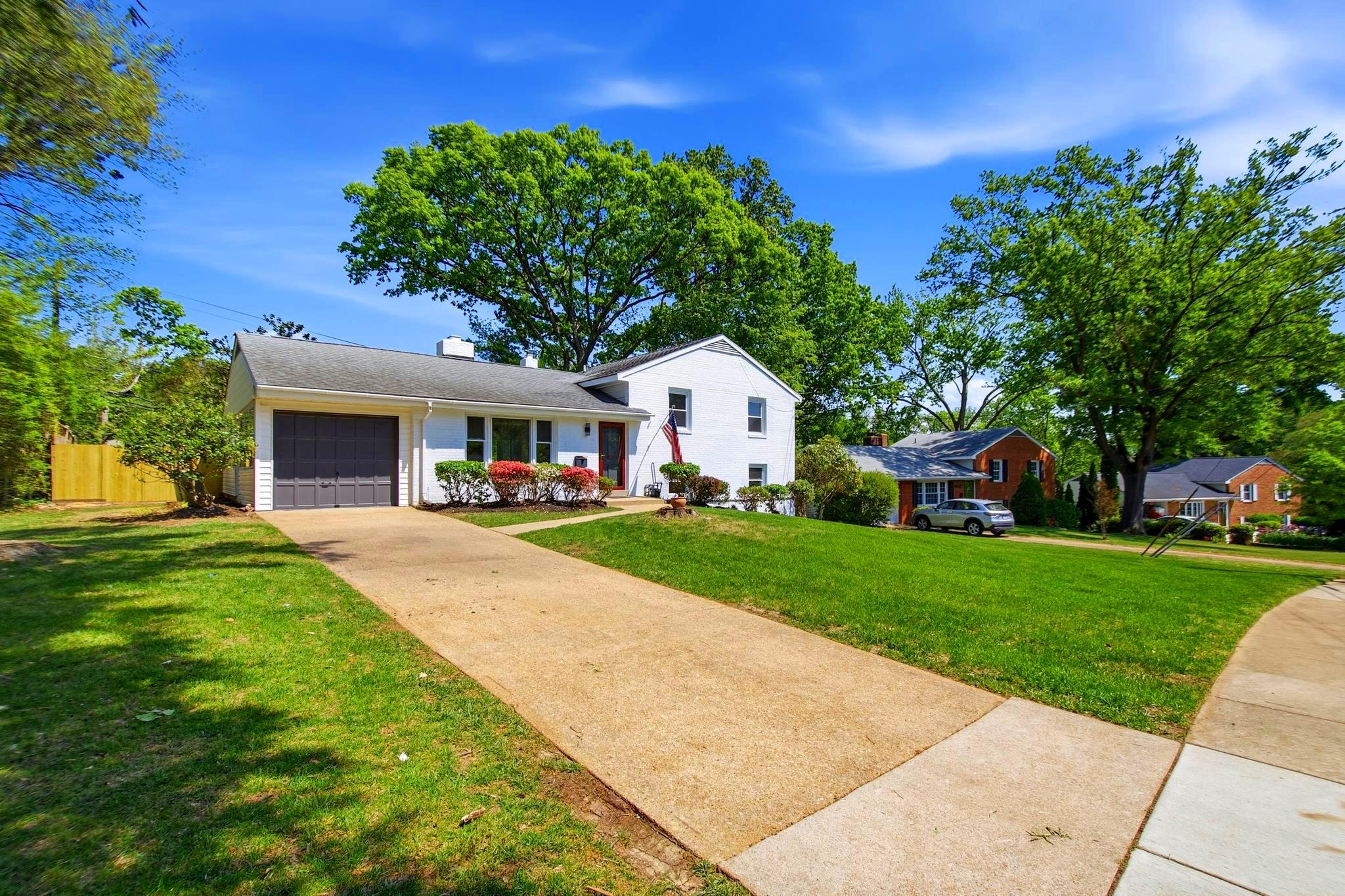 WEST SPRINGFIELD - Residential