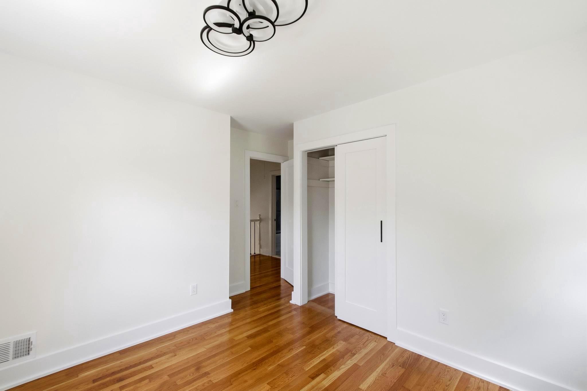 WEST SPRINGFIELD - Residential
