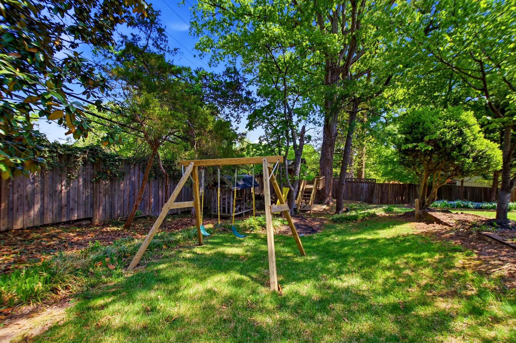 WEST SPRINGFIELD - Residential