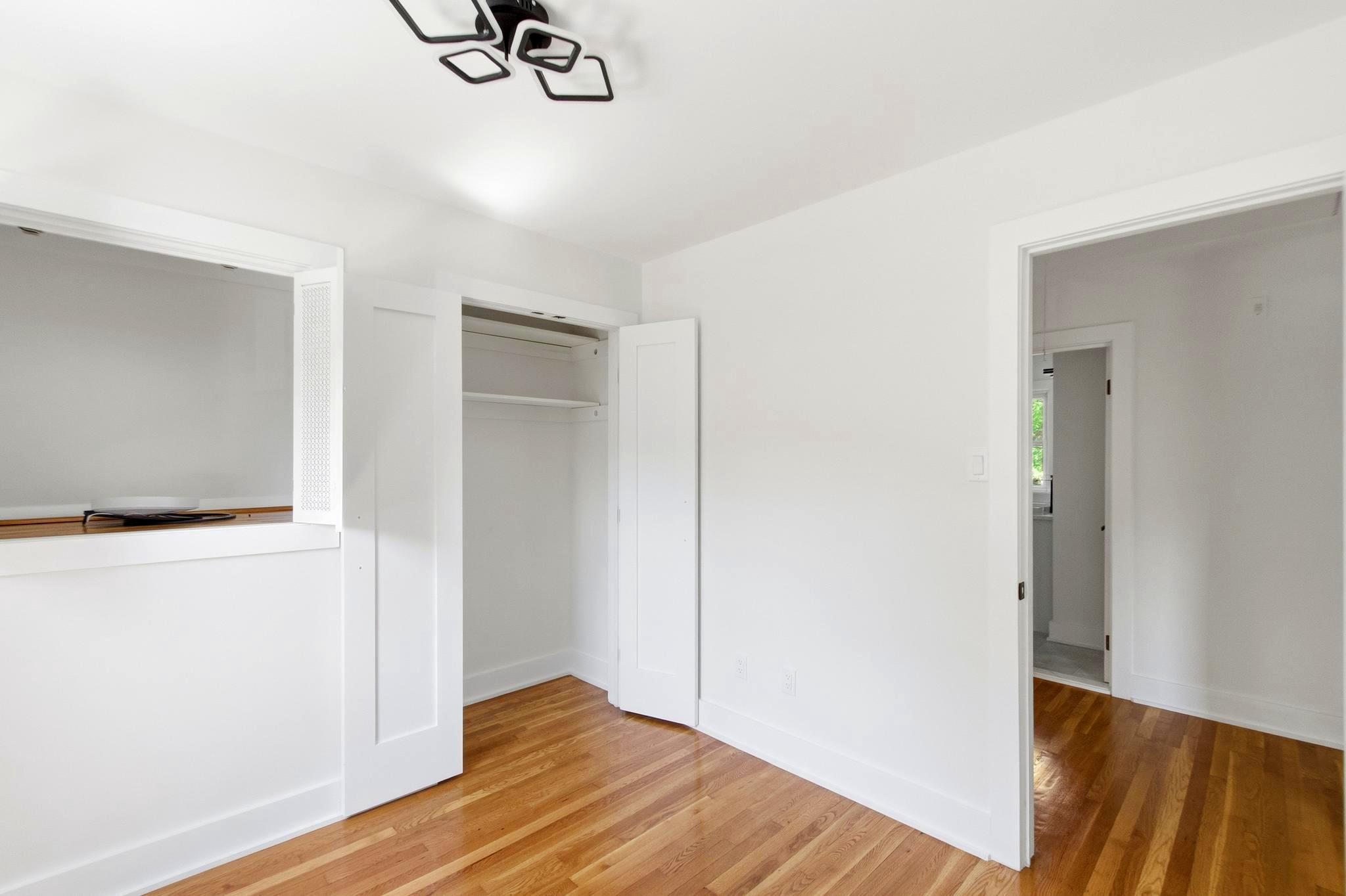 WEST SPRINGFIELD - Residential