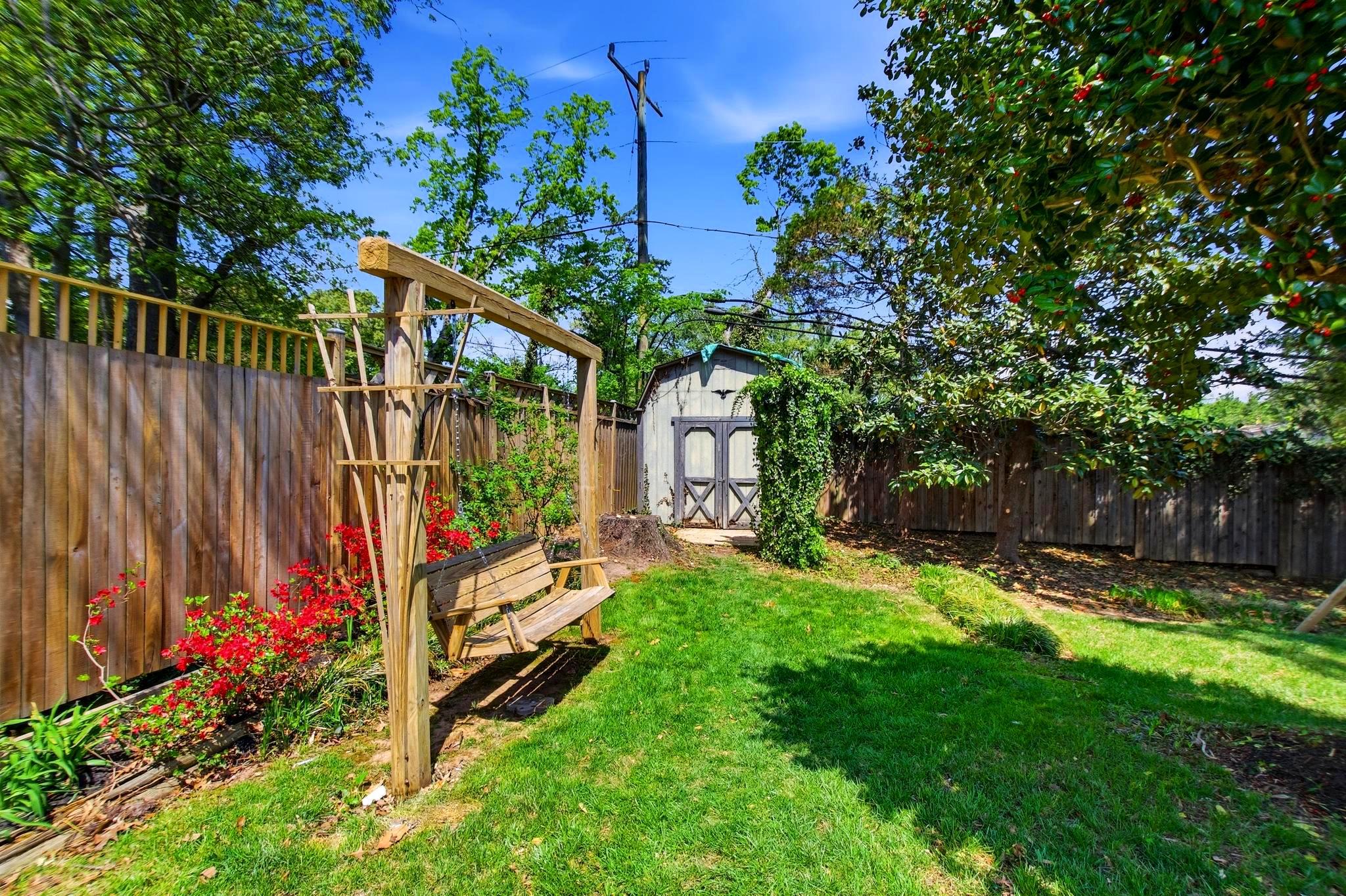 WEST SPRINGFIELD - Residential