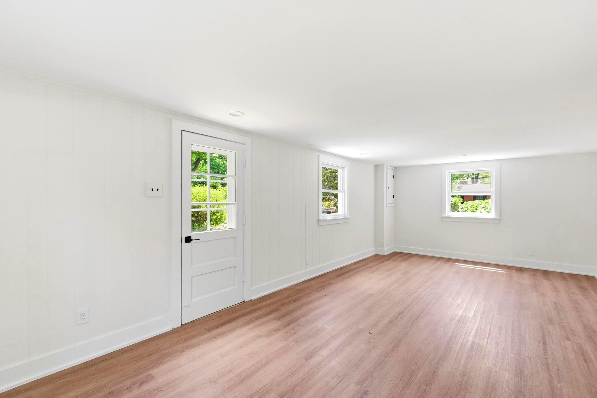 WEST SPRINGFIELD - Residential