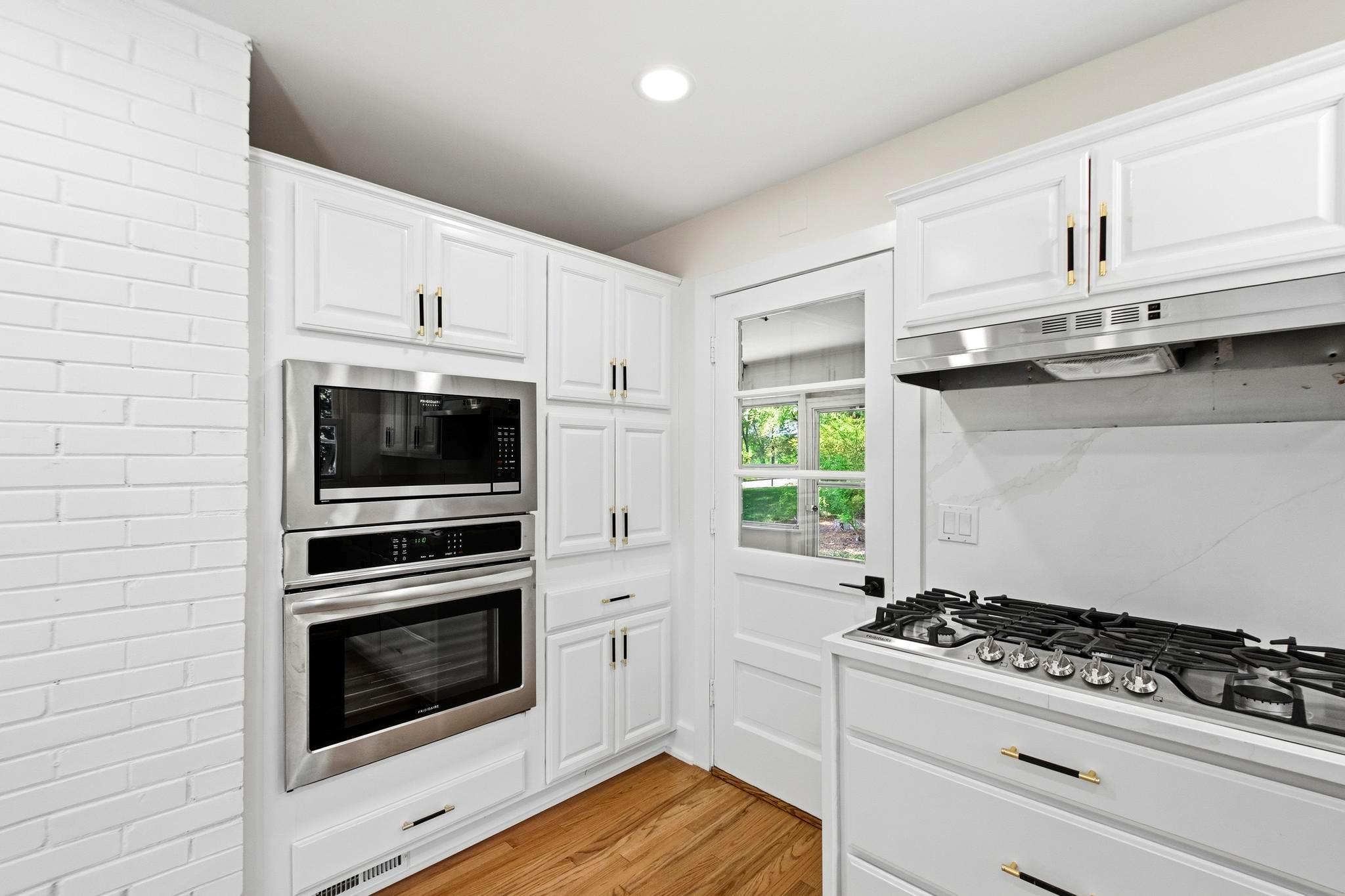 WEST SPRINGFIELD - Residential