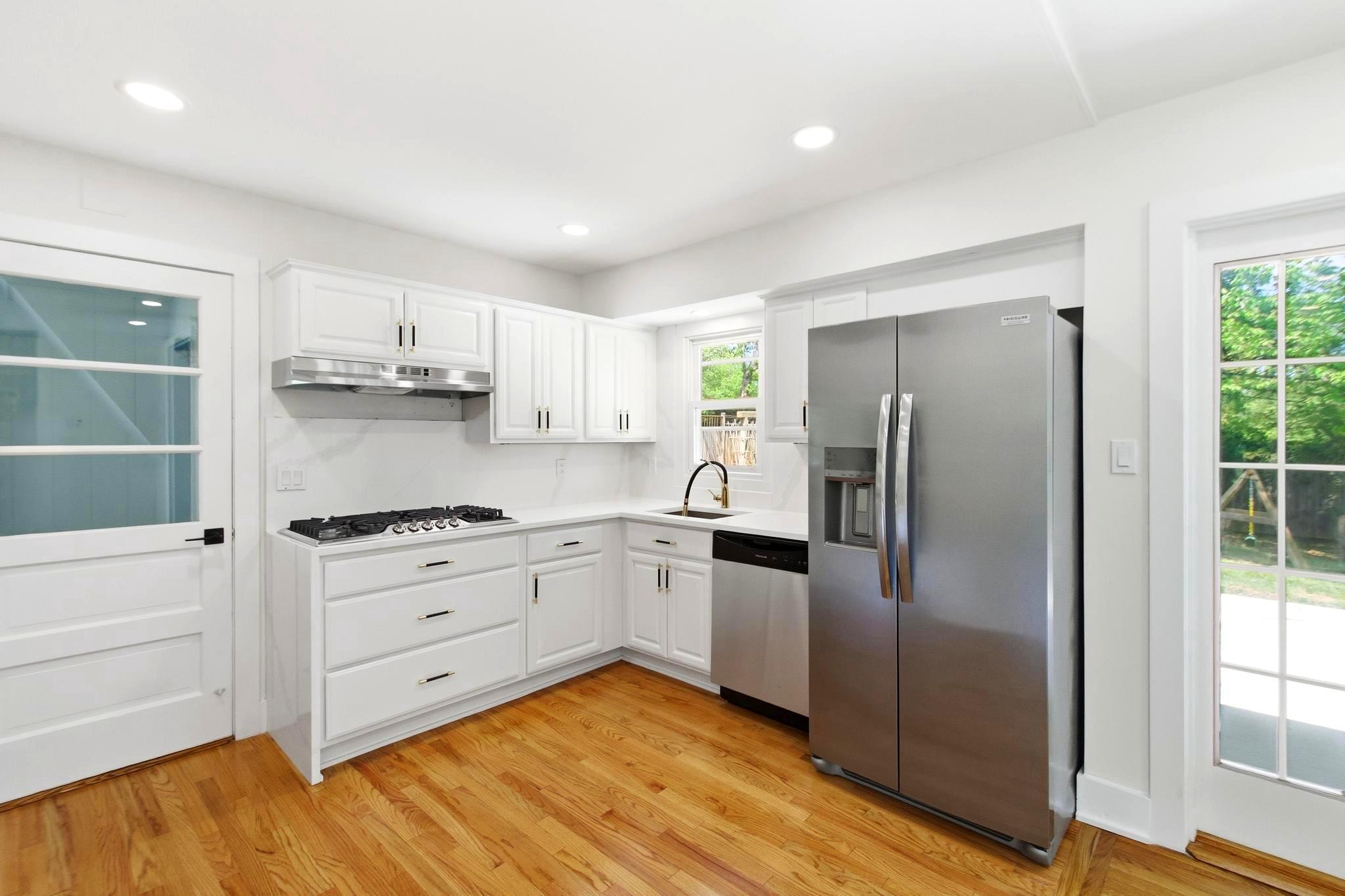WEST SPRINGFIELD - Residential