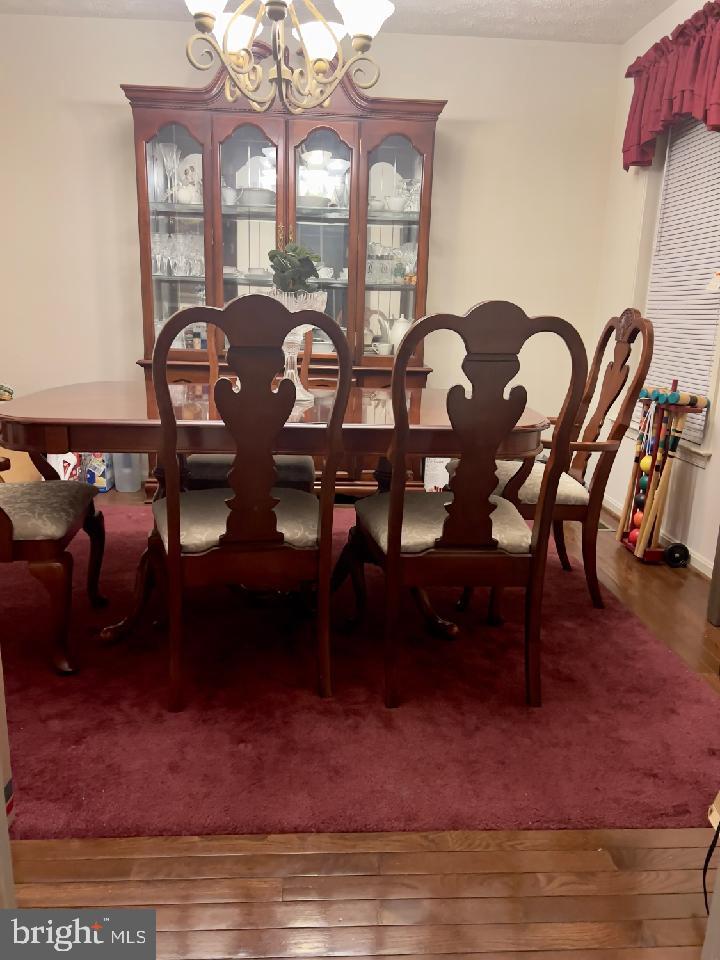 HAMILTONS CROSSING - Residential