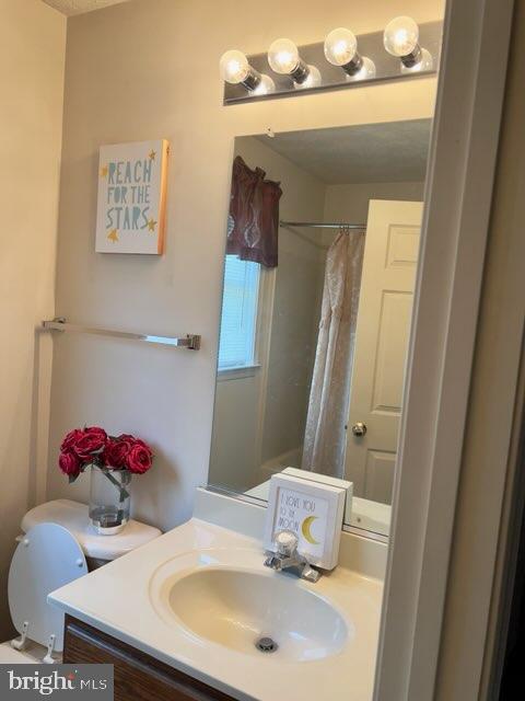 HAMILTONS CROSSING - Residential