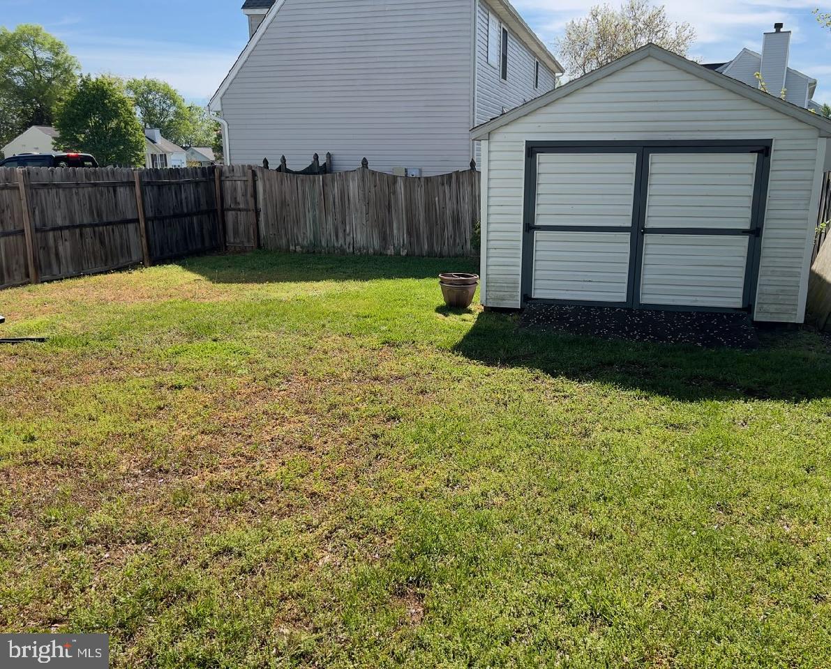 HAMILTONS CROSSING - Residential