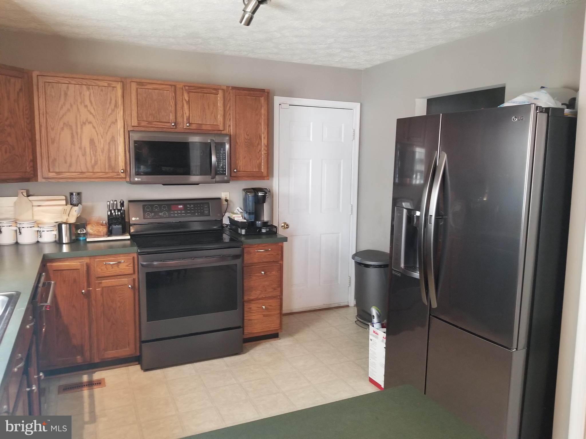 HAMILTONS CROSSING - Residential