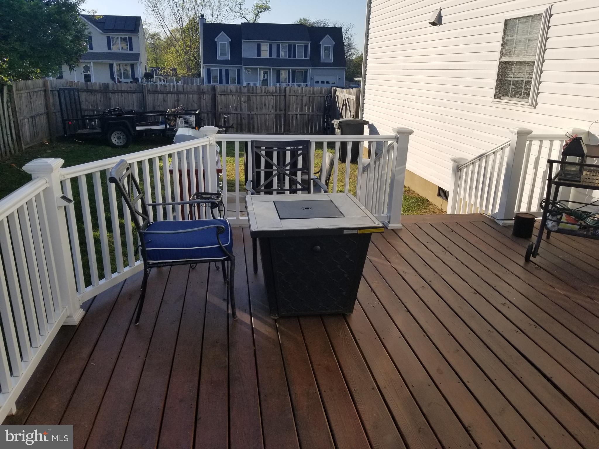 HAMILTONS CROSSING - Residential