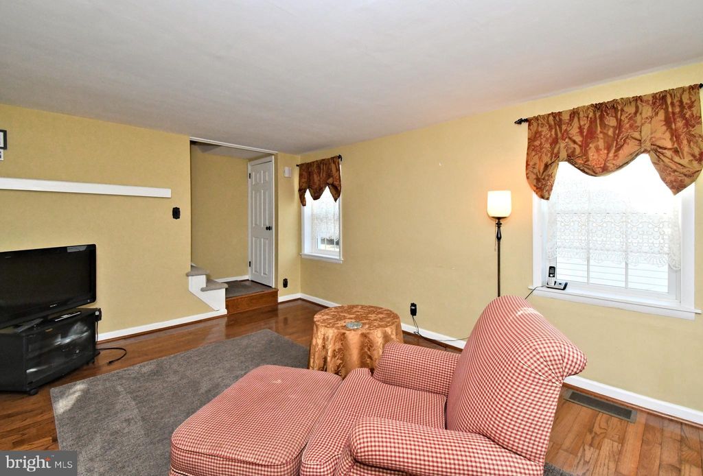 Photo of 200 Oreland Mill Road, ORELAND, PA 19075 (MLS # PAMC2164356)