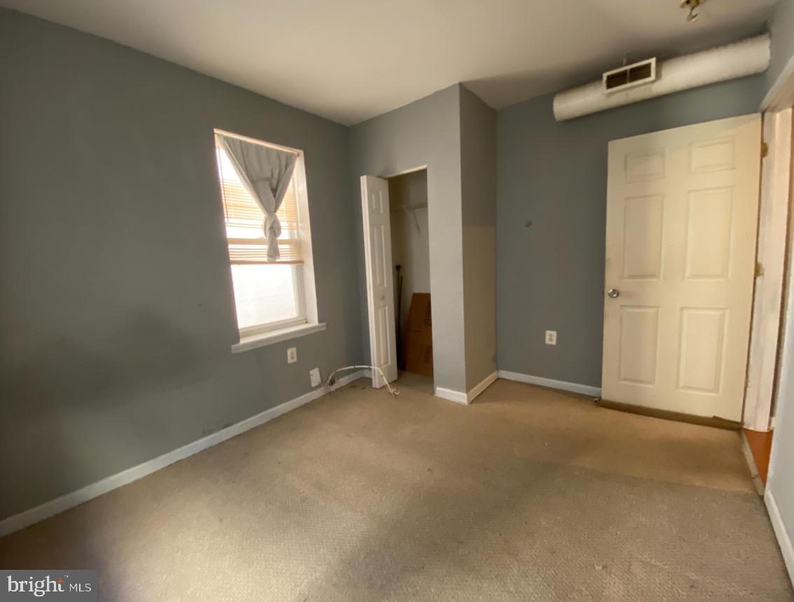 1430 W MASTER STREET