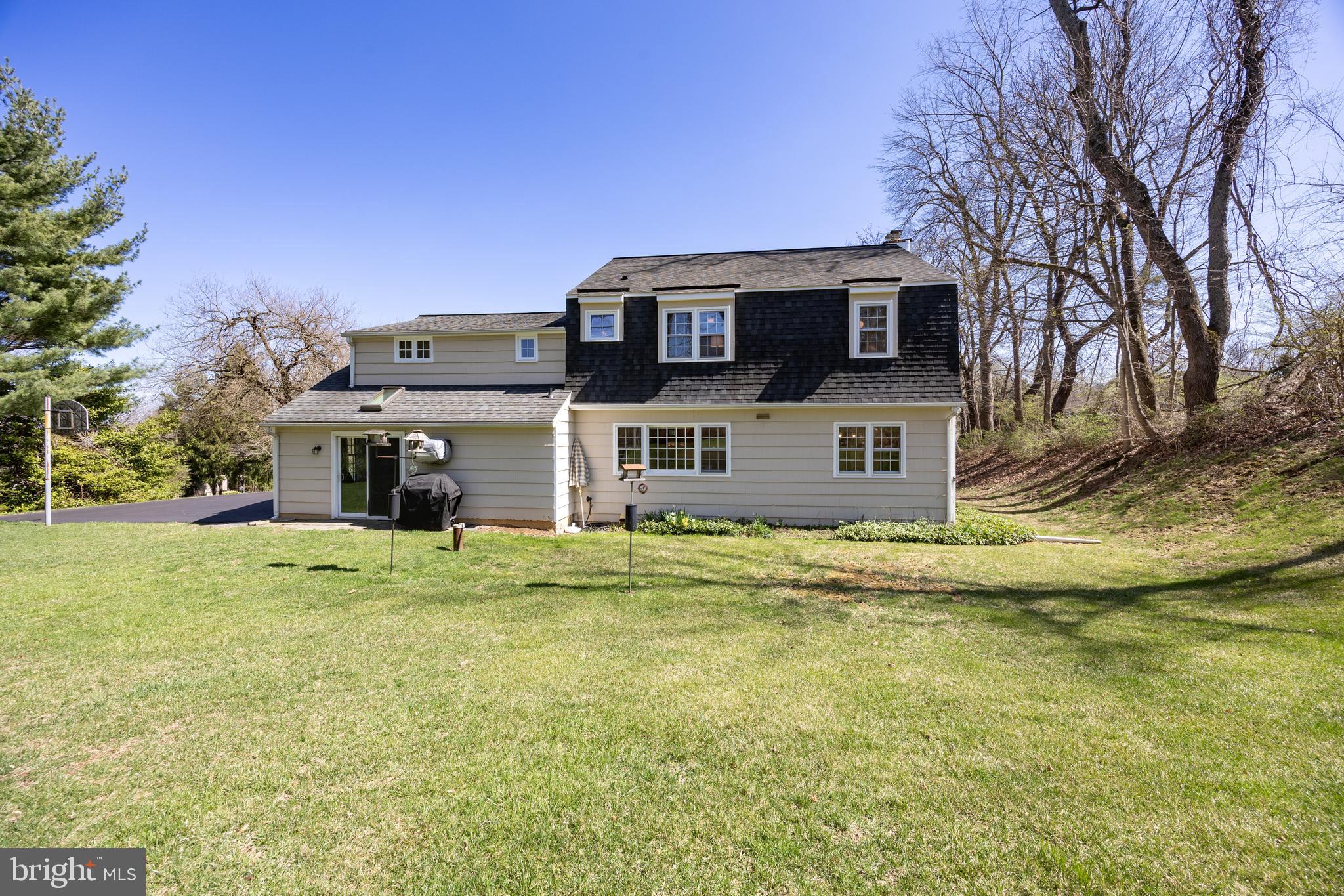 MERLIN HILLS - Residential