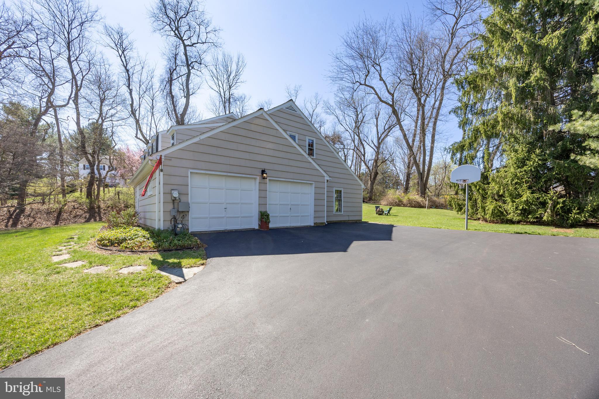 MERLIN HILLS - Residential