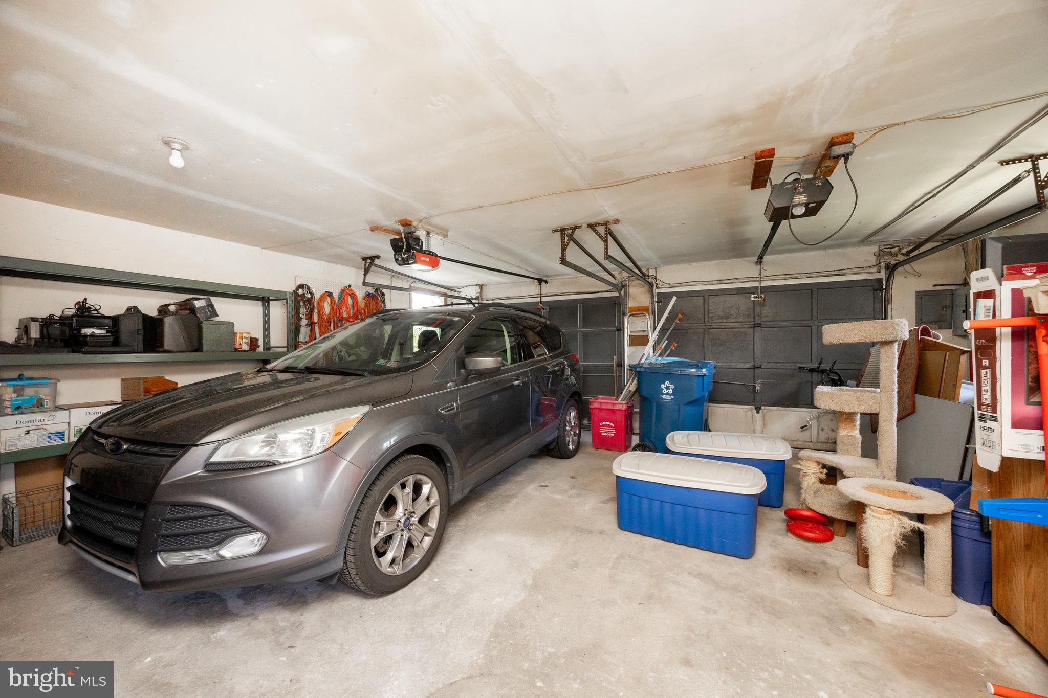 MERLIN HILLS - Residential