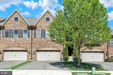 Townhouse For Rent - 49 David Drive<br/> Bucks County, NEWTOWN, PA 18940