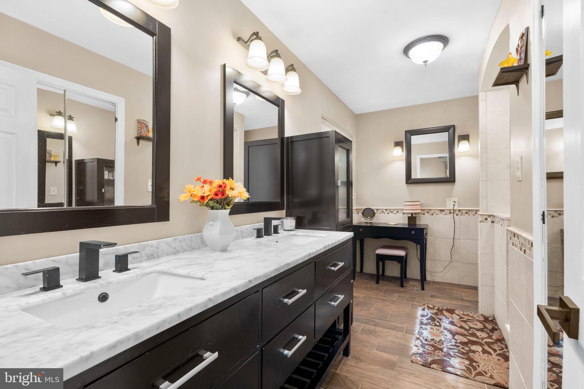 FAIRVIEW - Residential