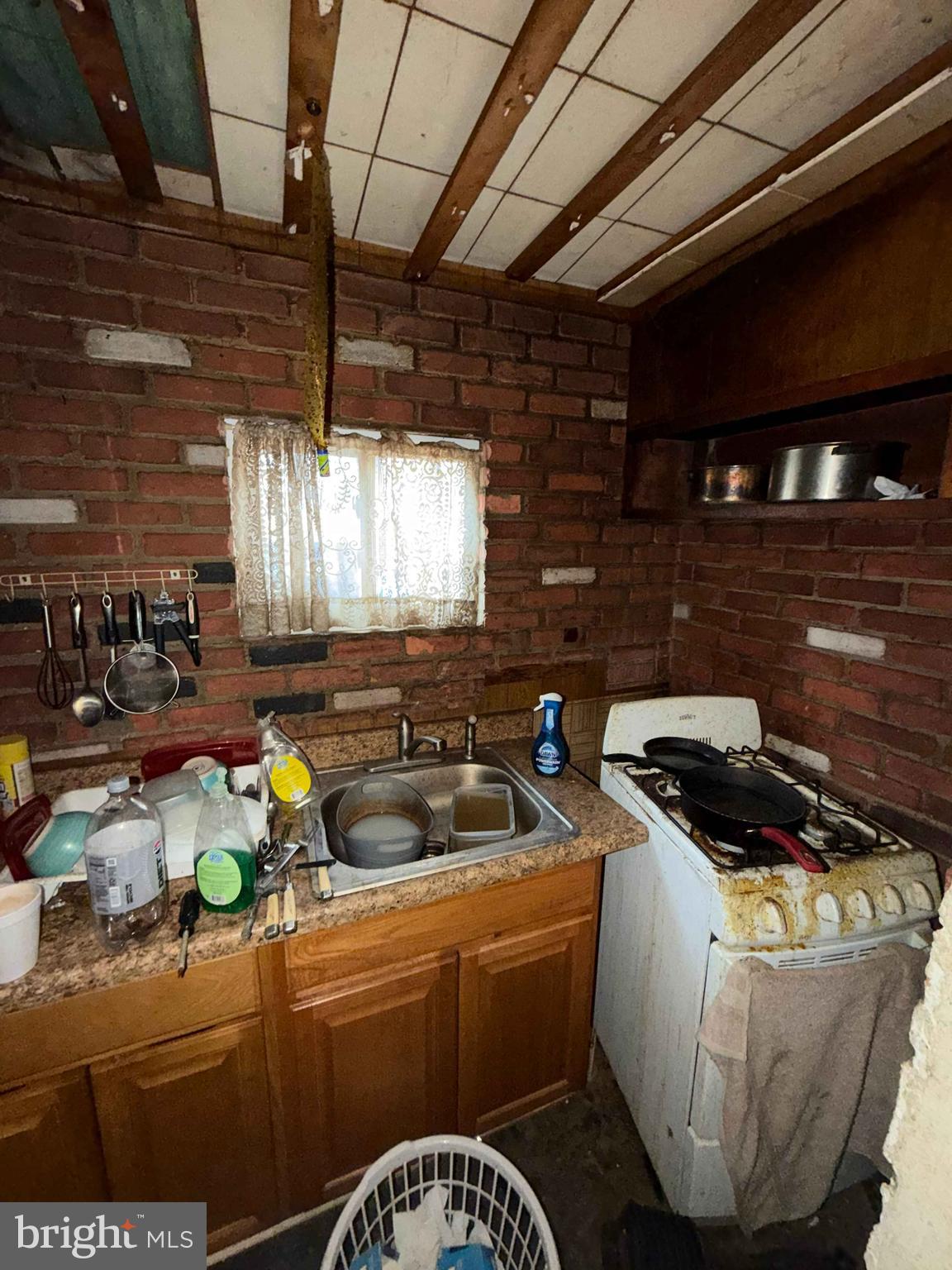 HARROWGATE - Residential