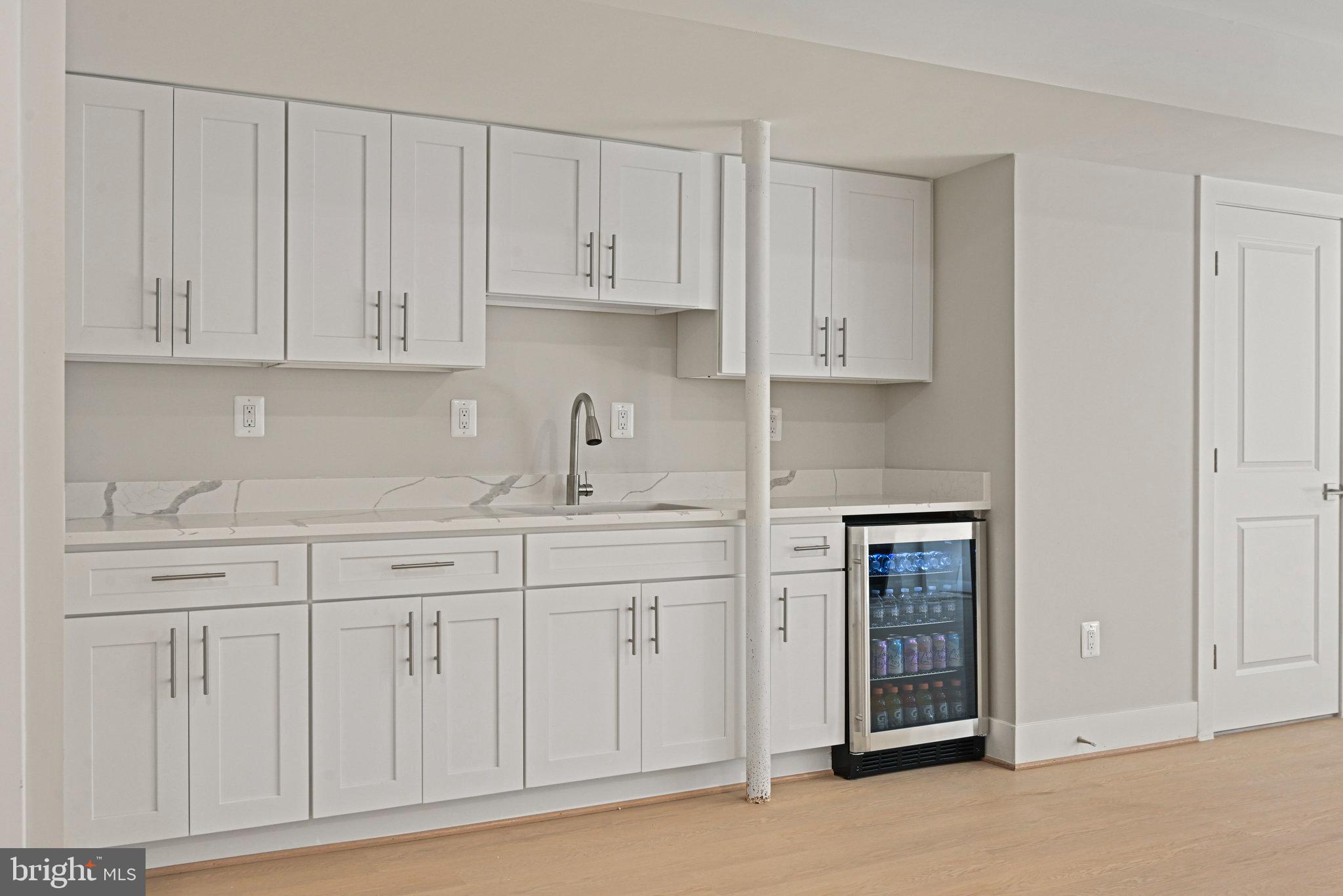 HOLLY GLEN - Residential