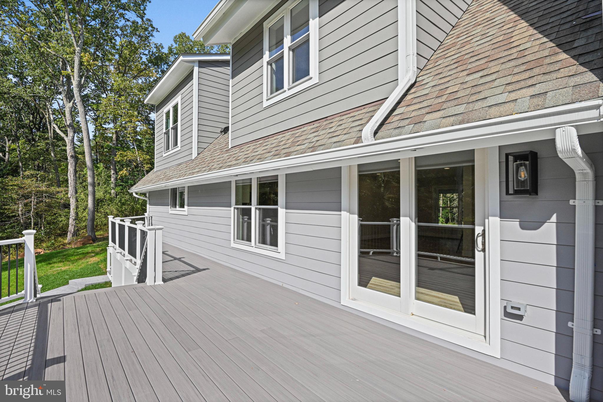 HOLLY GLEN - Residential