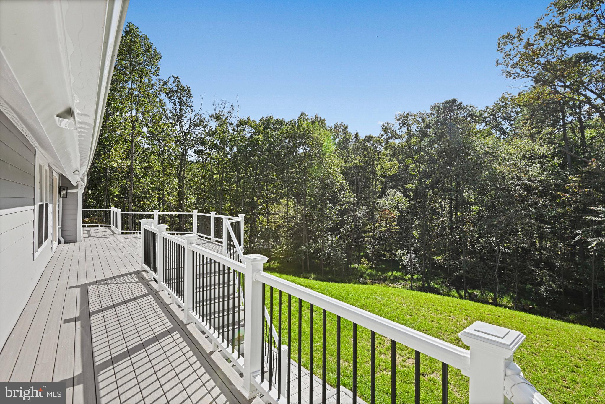 HOLLY GLEN - Residential