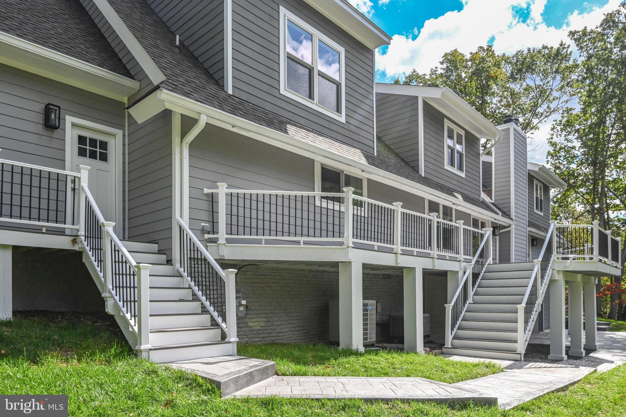 HOLLY GLEN - Residential