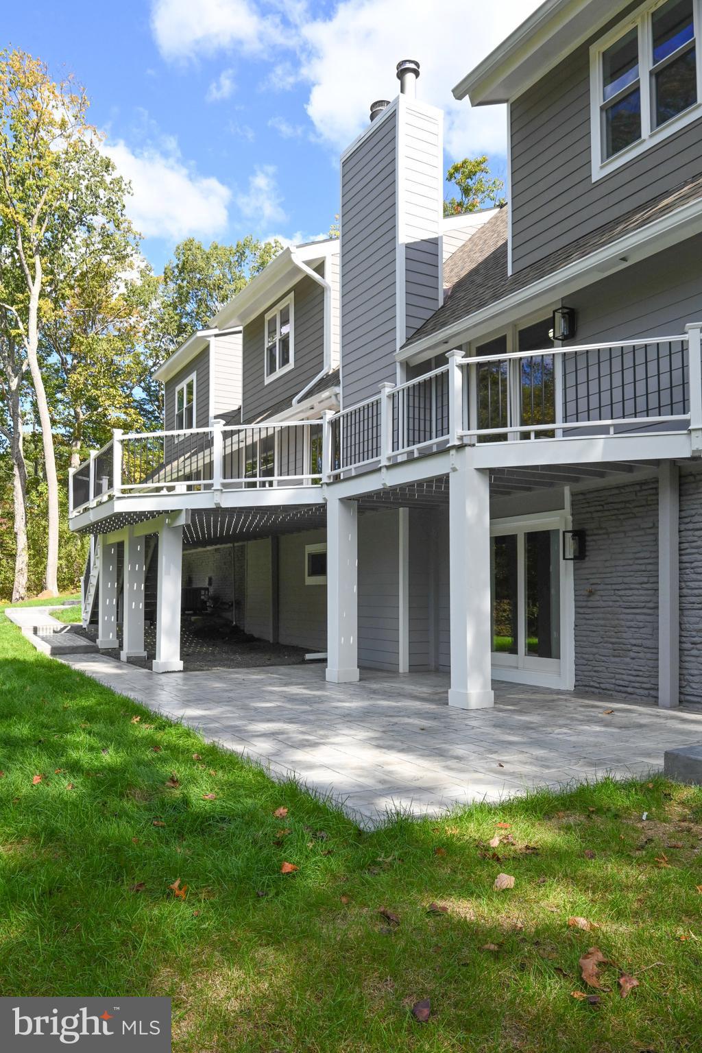 HOLLY GLEN - Residential