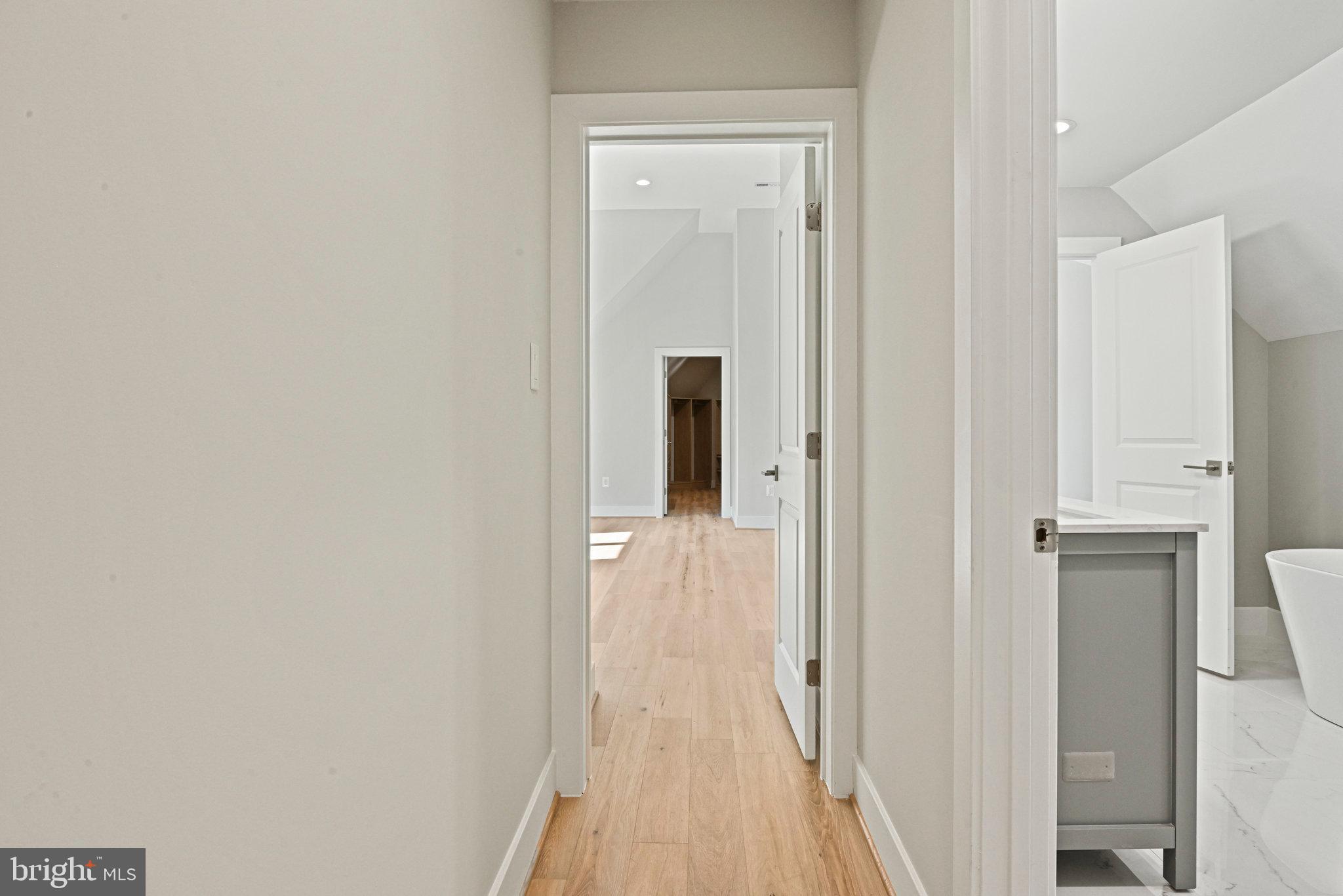 HOLLY GLEN - Residential