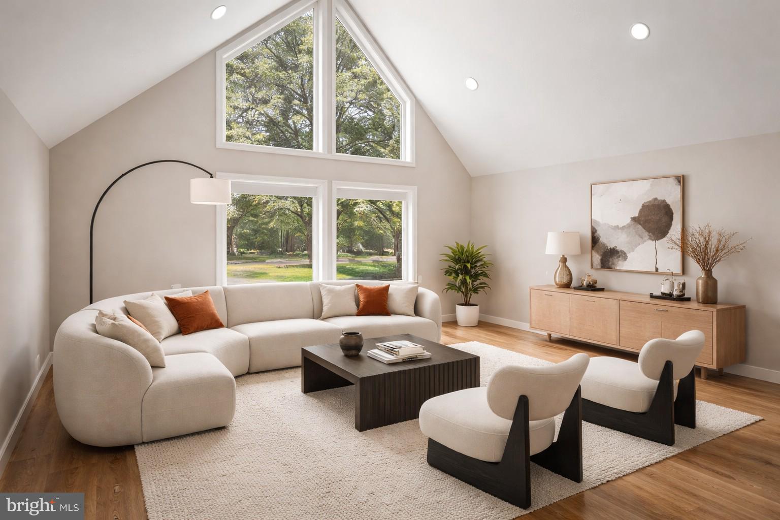 HOLLY GLEN - Residential