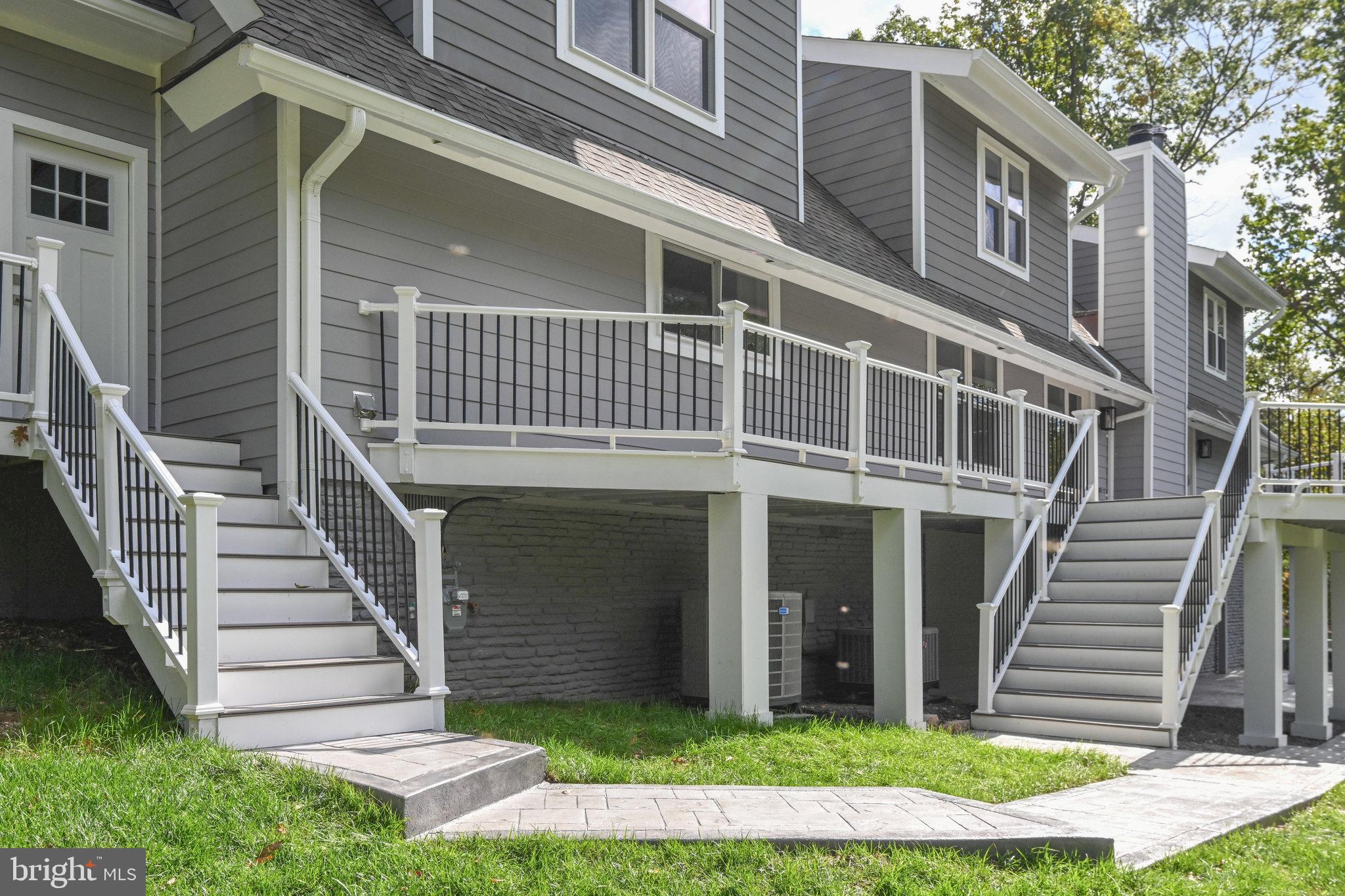 HOLLY GLEN - Residential