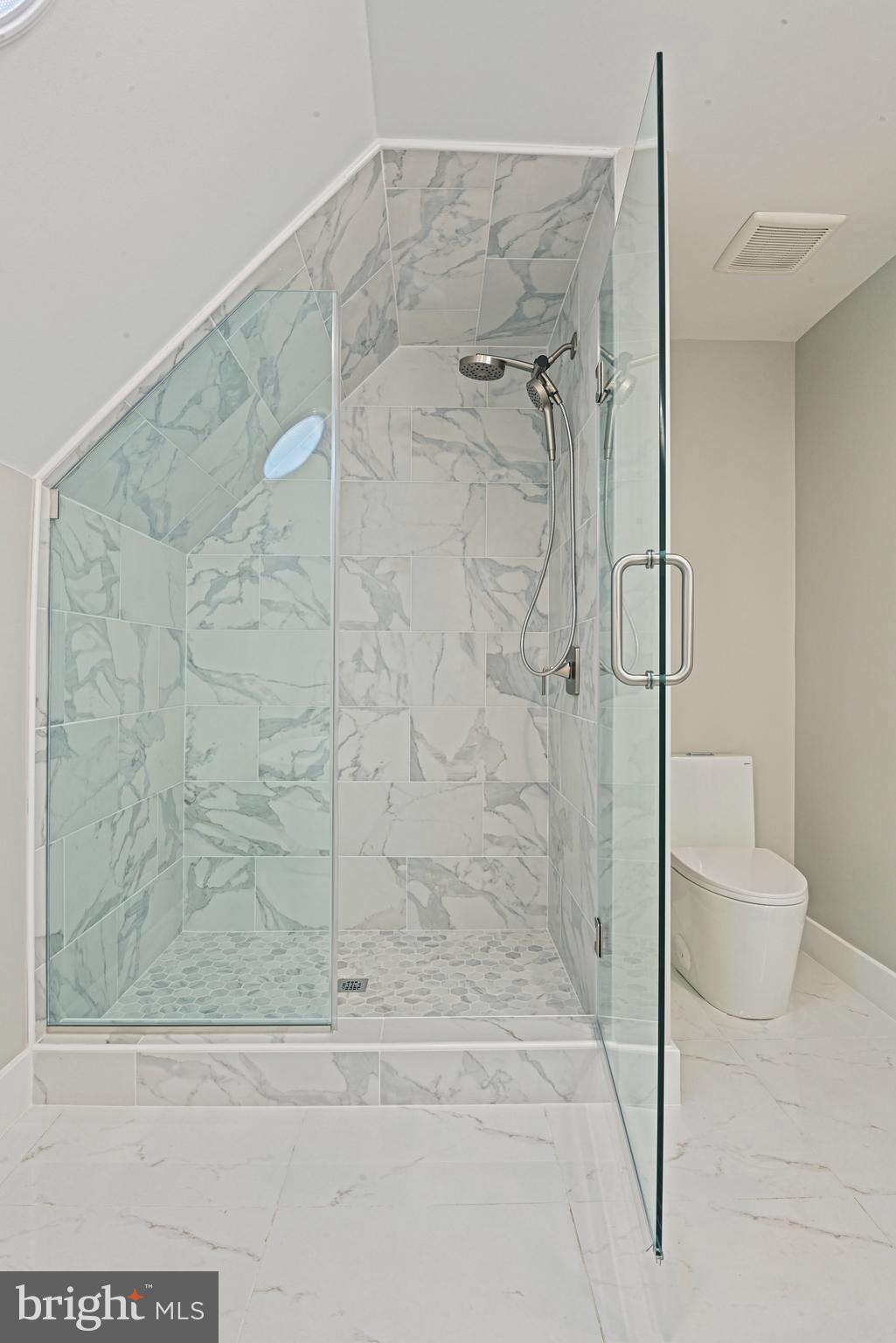 HOLLY GLEN - Residential