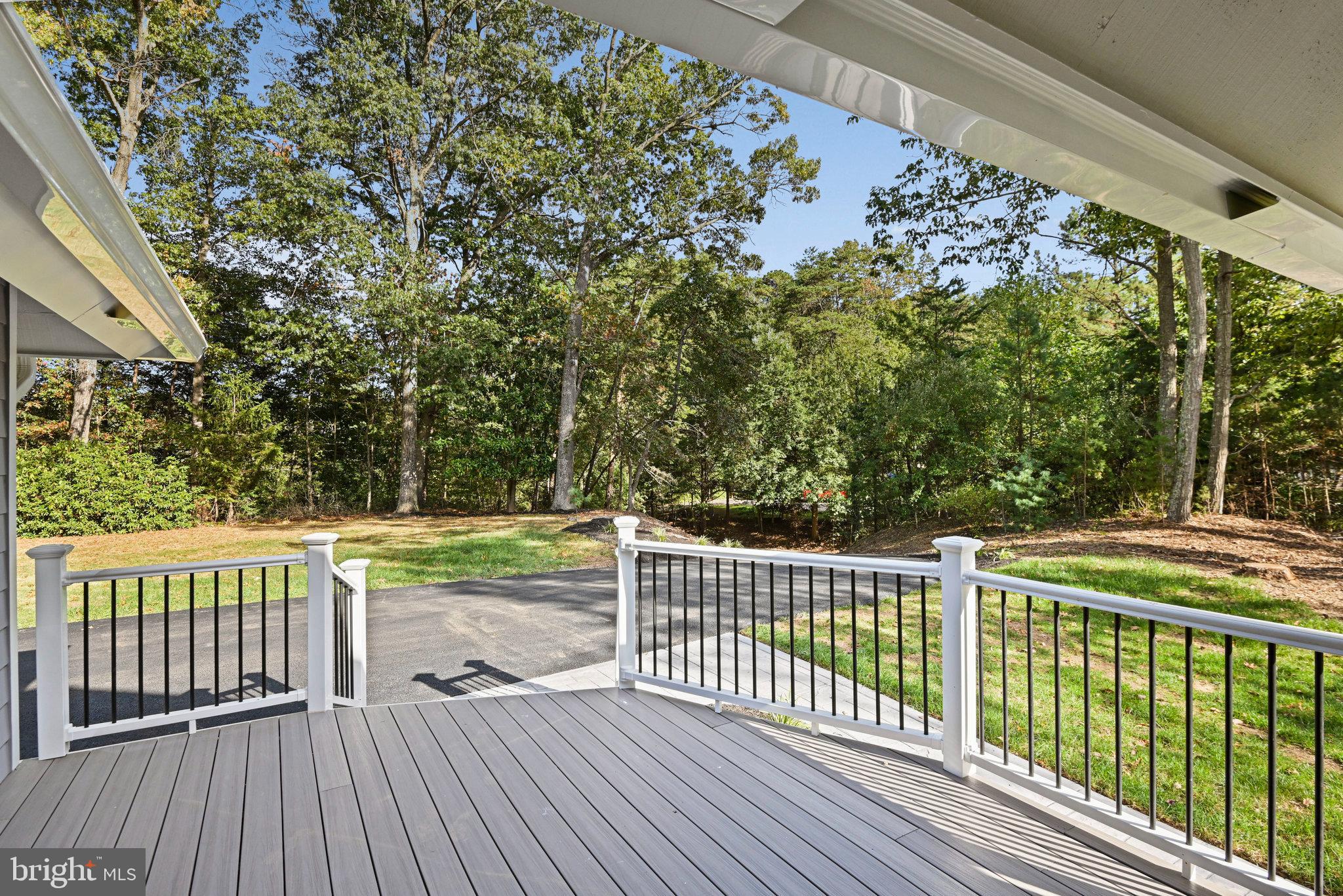 HOLLY GLEN - Residential