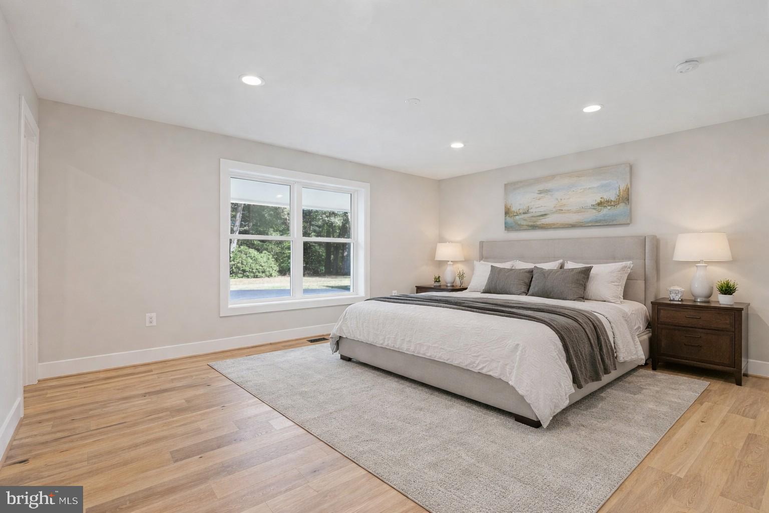 HOLLY GLEN - Residential