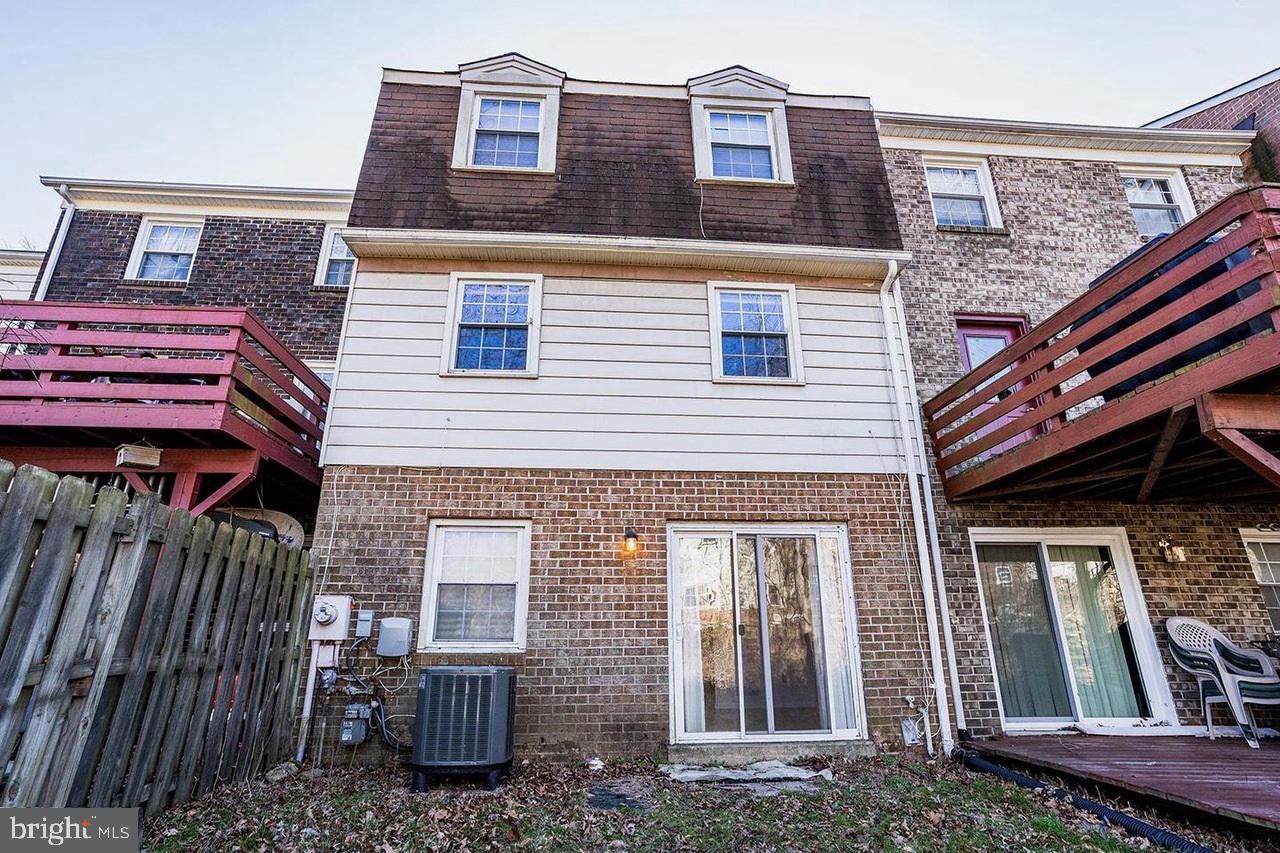 FOREST WALK - Residential Lease