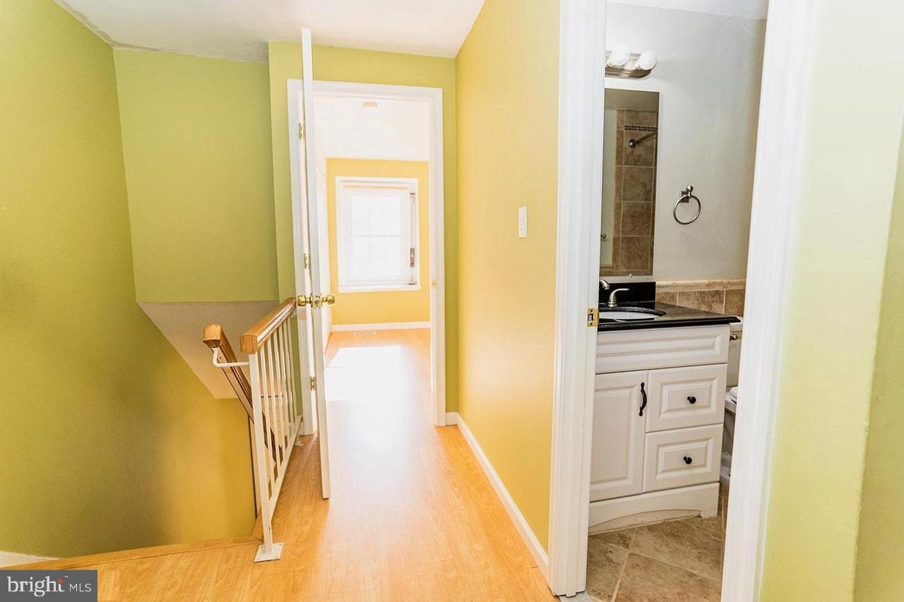 FOREST WALK - Residential Lease