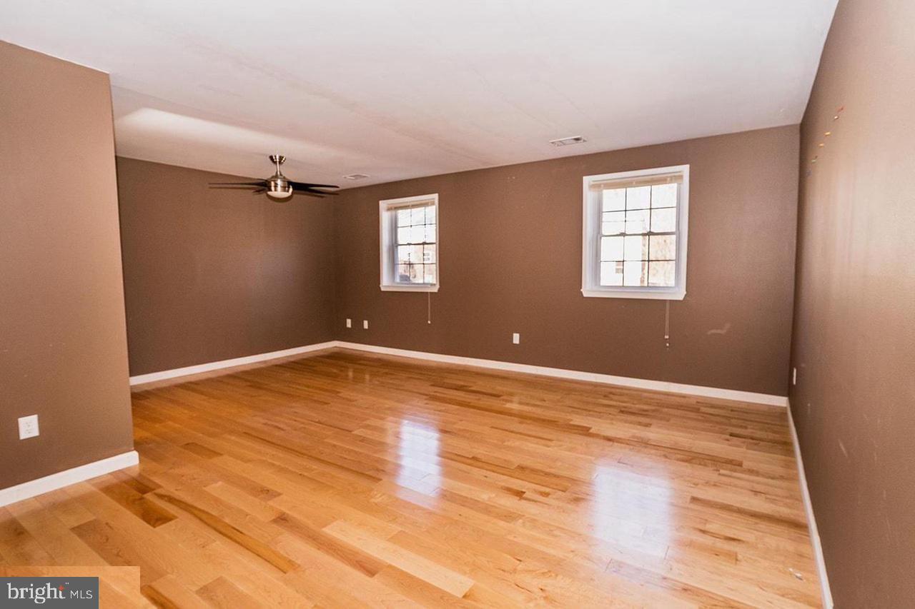 FOREST WALK - Residential Lease