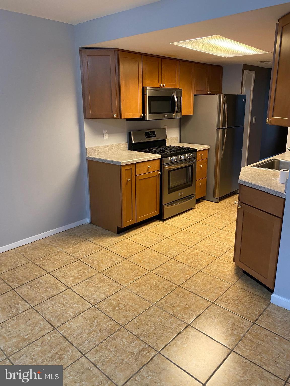 FOREST WALK - Residential Lease