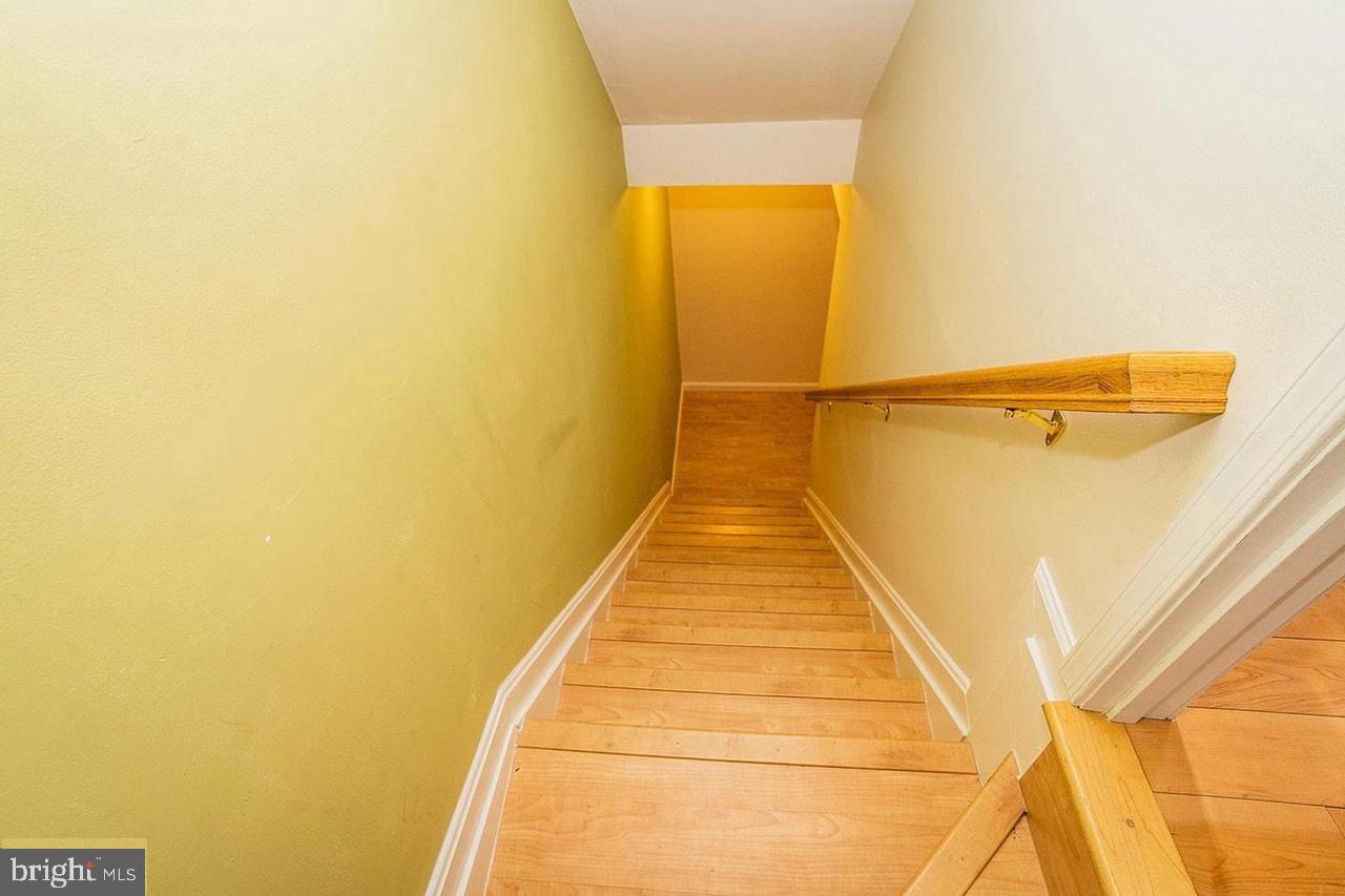 FOREST WALK - Residential Lease