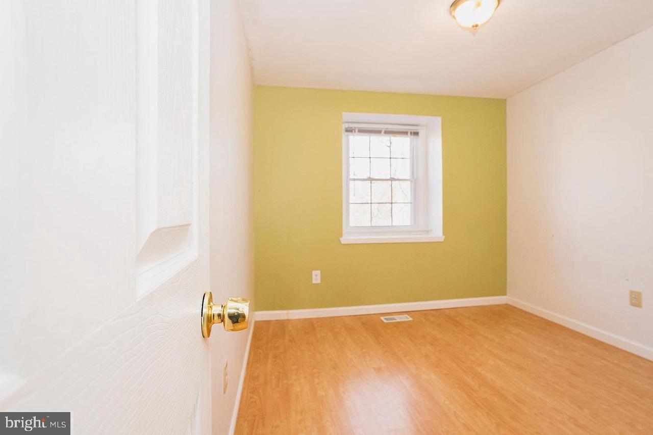 FOREST WALK - Residential Lease