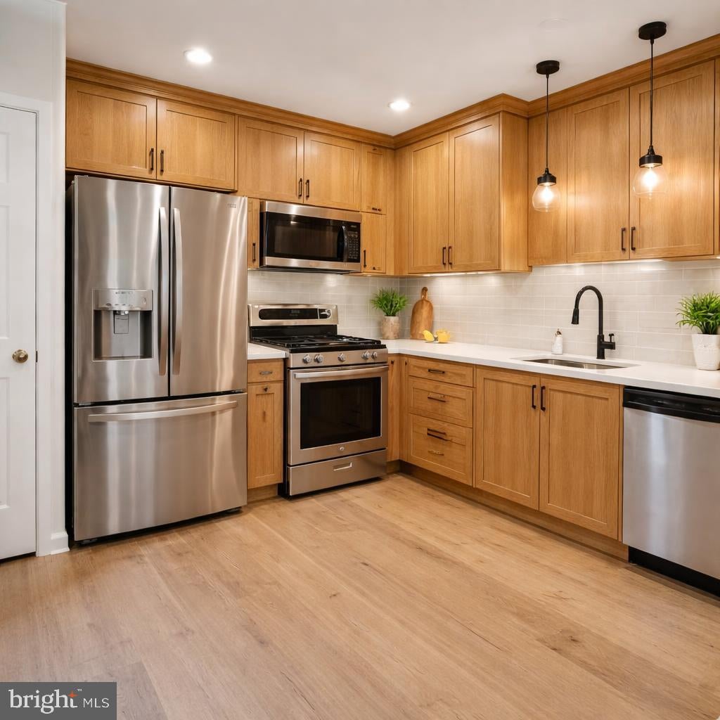 25905 RIDGE MANOR DRIVE 8000-J