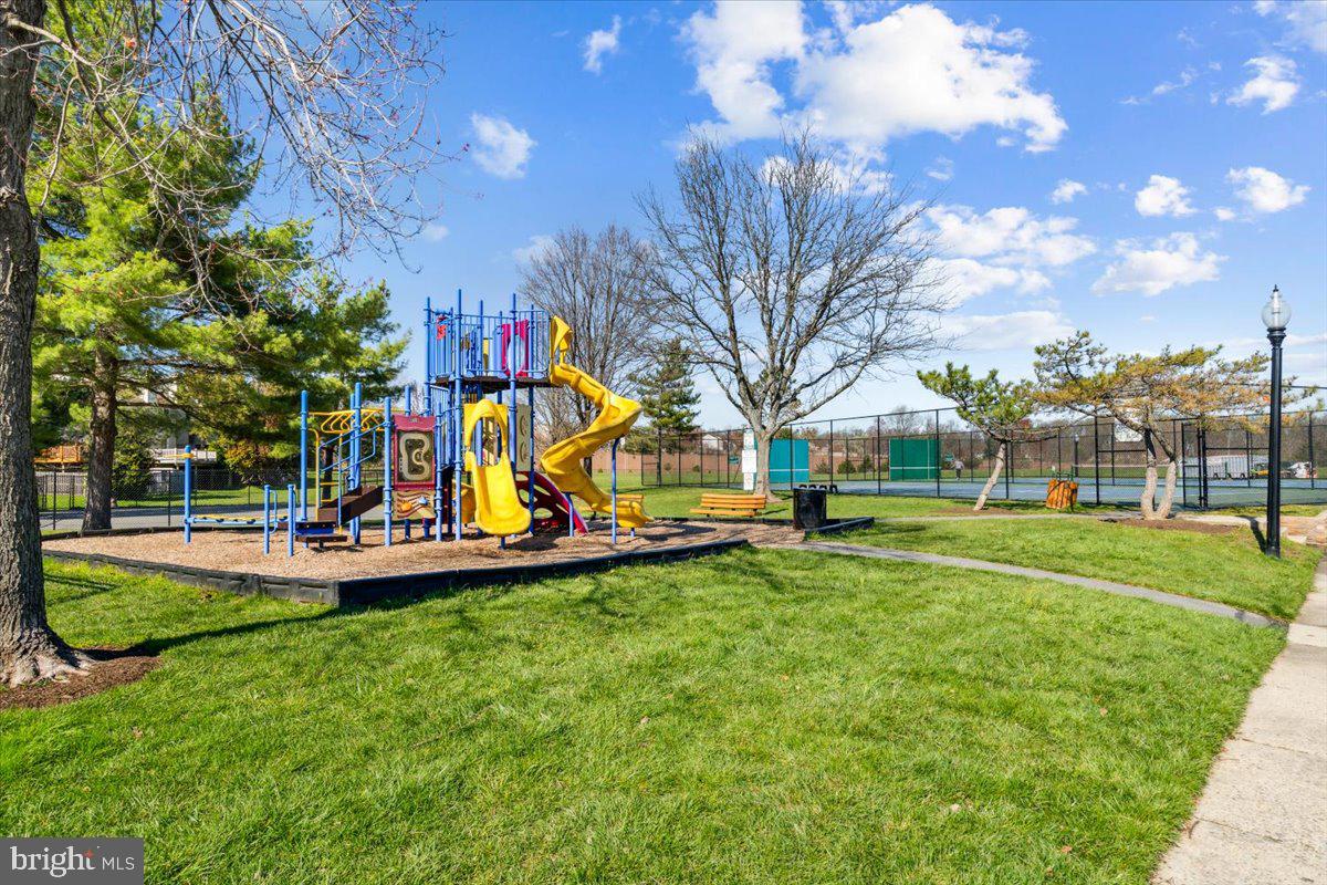 LONGMEAD CROSSING - Residential