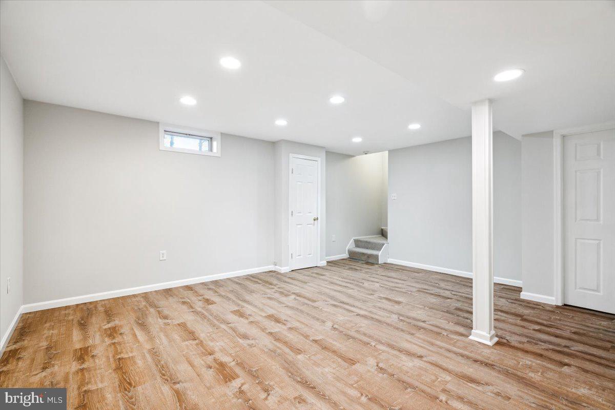 LONGMEAD CROSSING - Residential