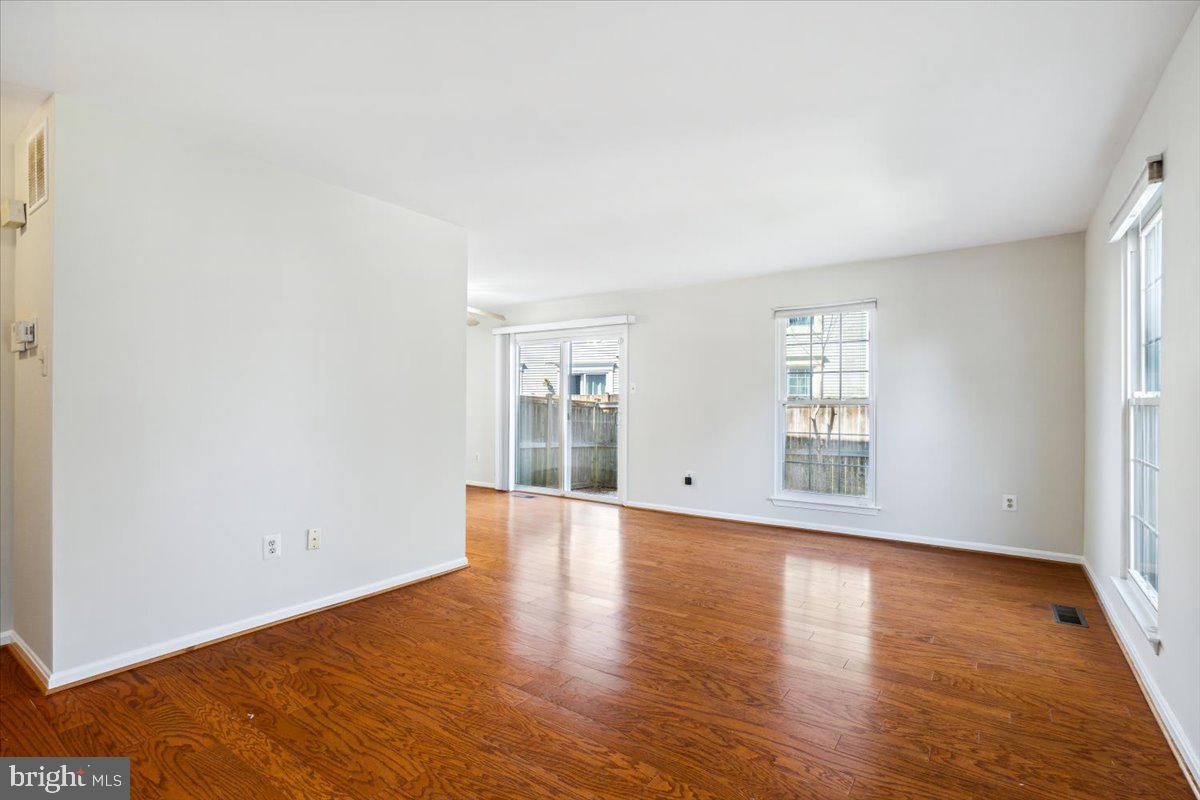 LONGMEAD CROSSING - Residential