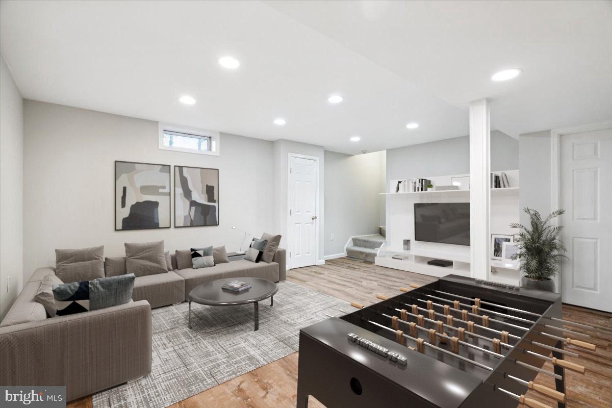 LONGMEAD CROSSING - Residential