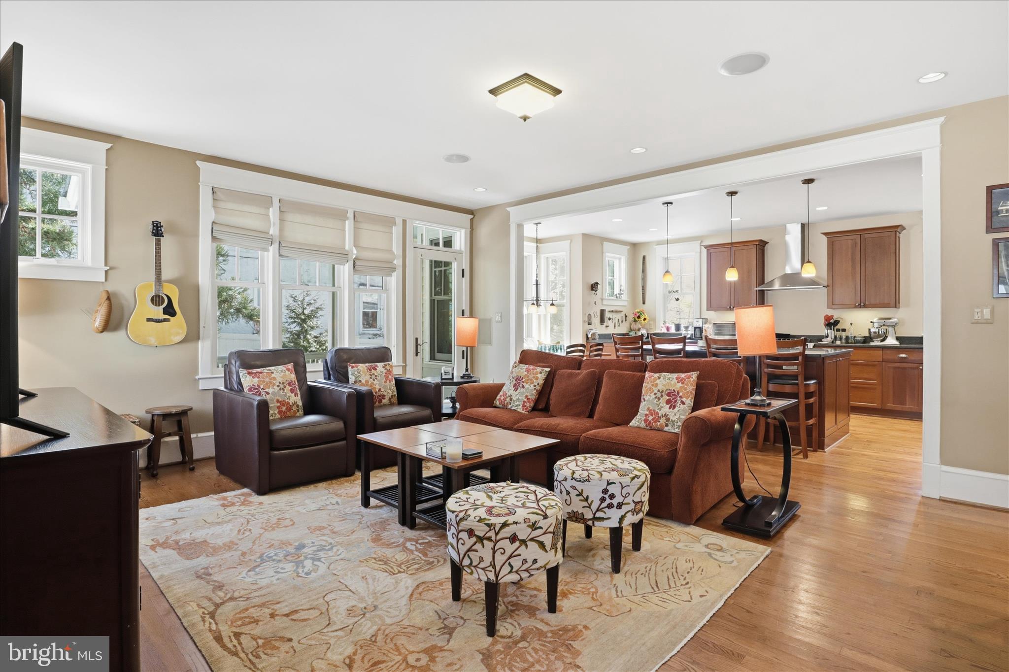 CLARENDON - Residential Lease