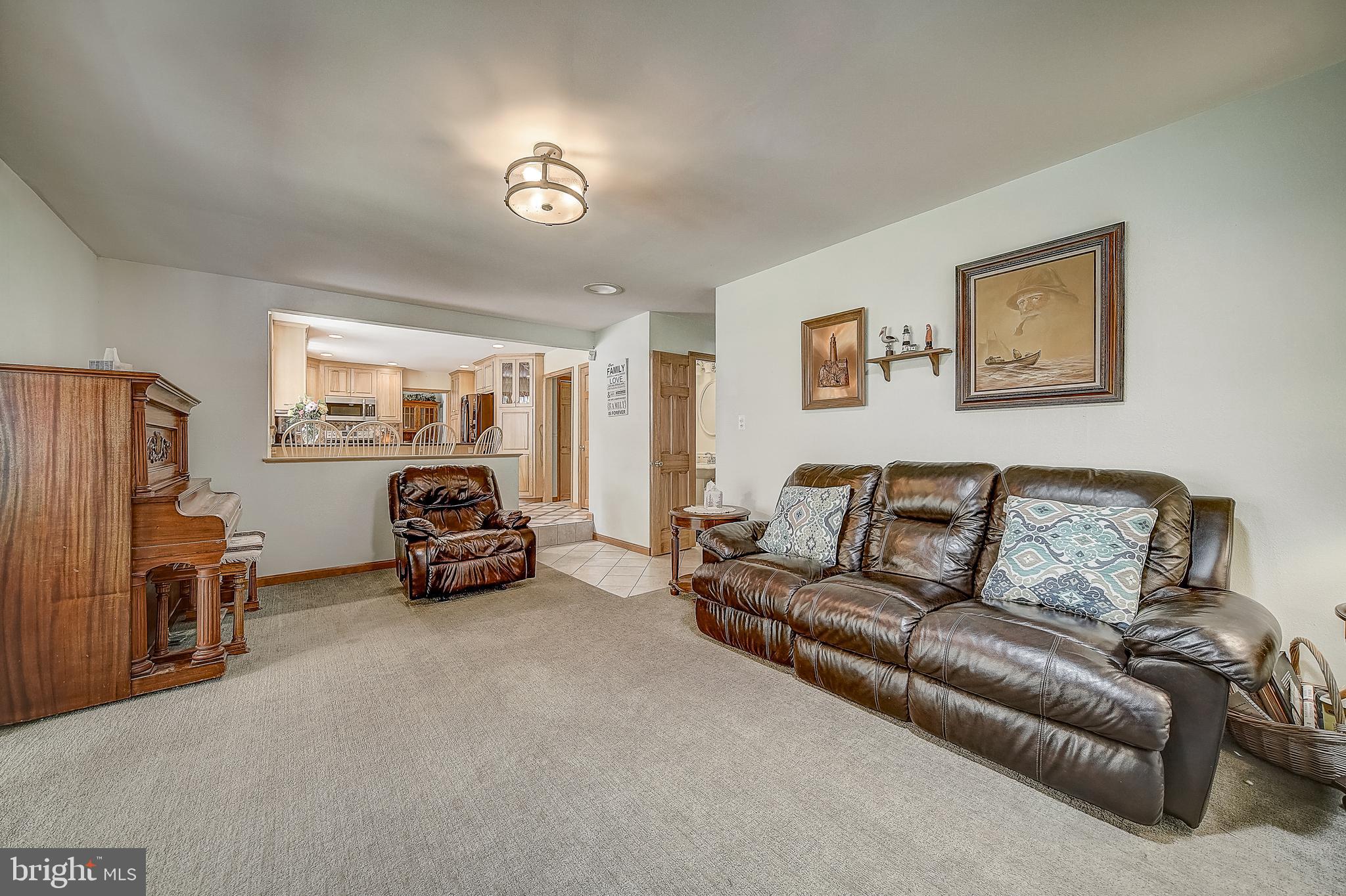 REGAL OAKS - Residential